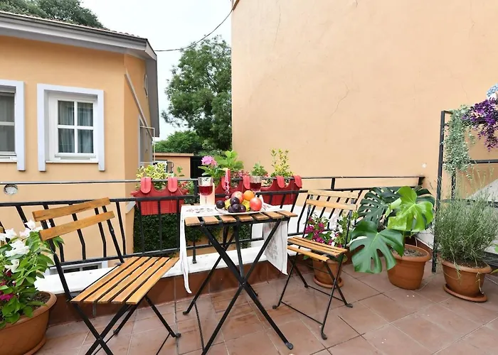 Private Terrace Ac Bright Flat Galata شقة اسطنبول