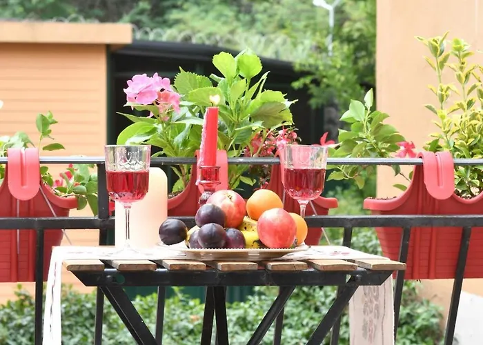 Private Terrace Ac Bright Flat Galata * اسطنبول