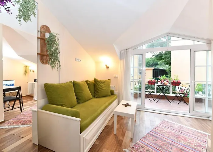 Private Terrace Ac Bright Flat Galata Апартаменты Стамбул